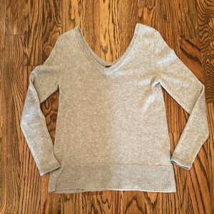 Market & Spruce Women's V-Neck Sweater